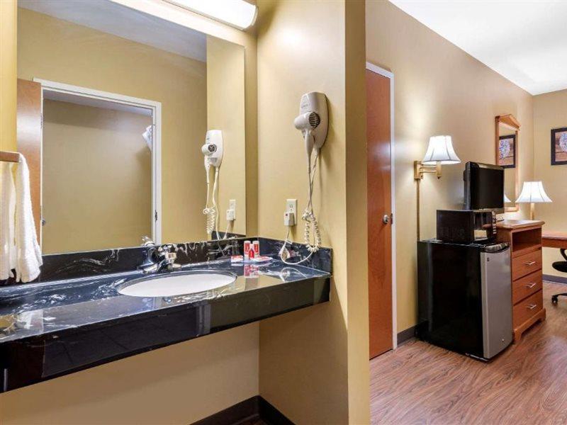 Econo Lodge Louisville Airport Zewnętrze zdjęcie