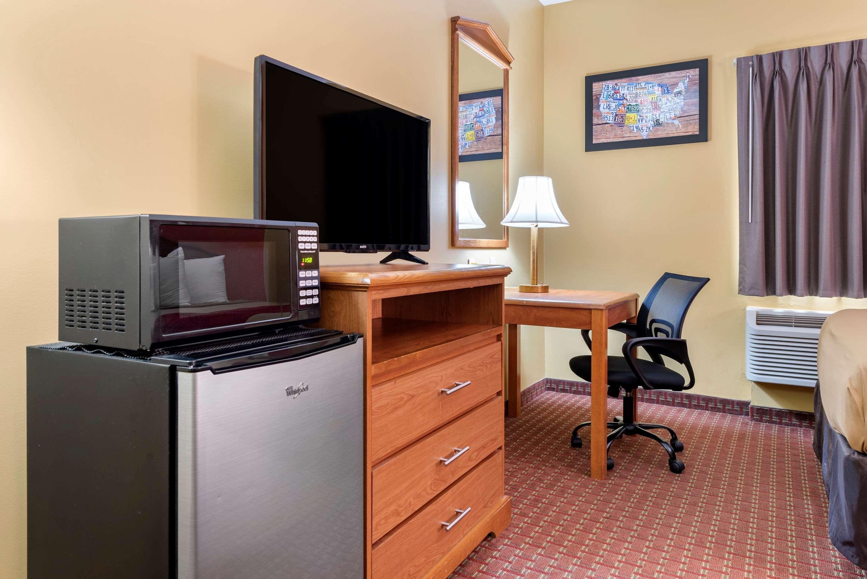 Econo Lodge Louisville Airport Zewnętrze zdjęcie
