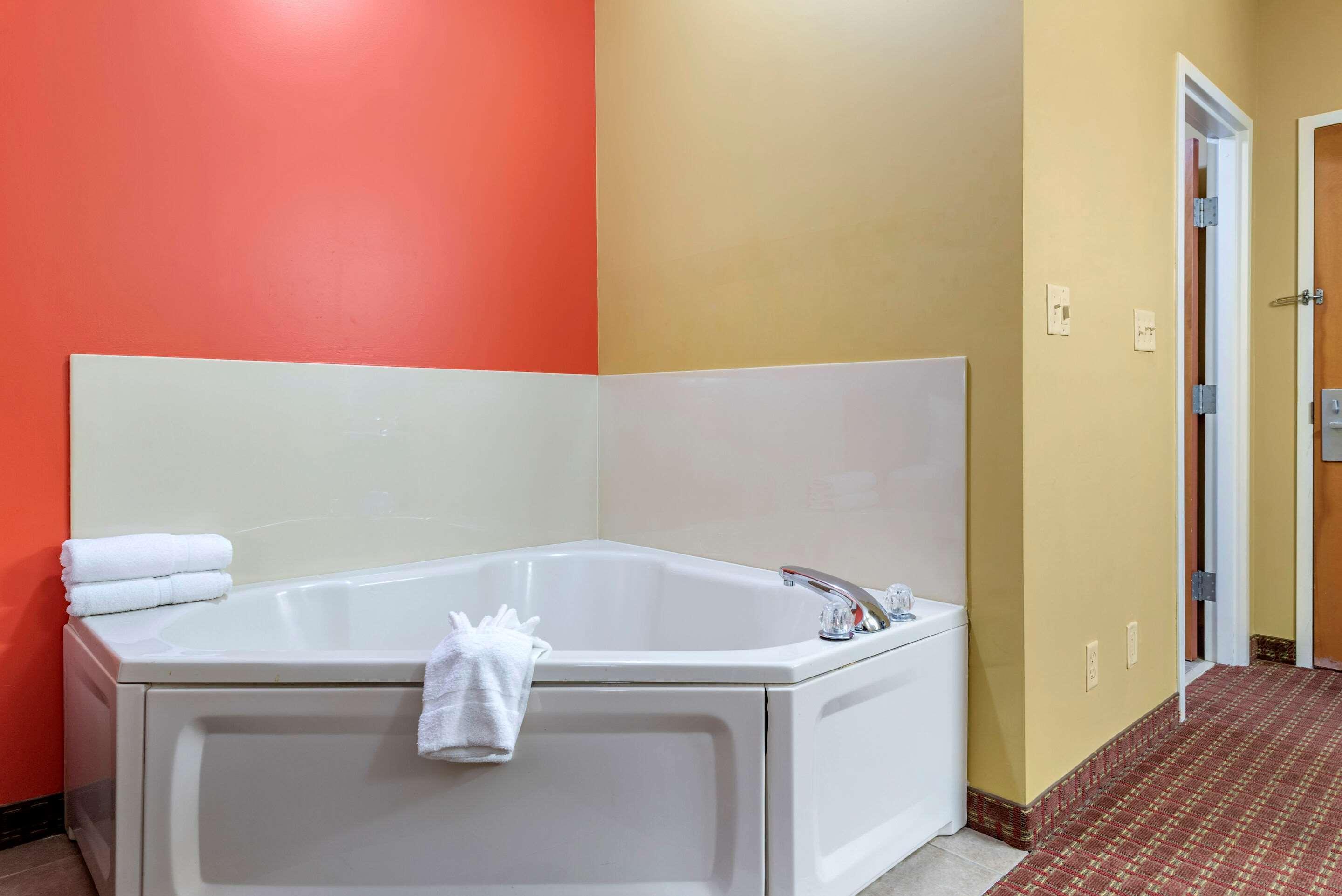 Econo Lodge Louisville Airport Zewnętrze zdjęcie