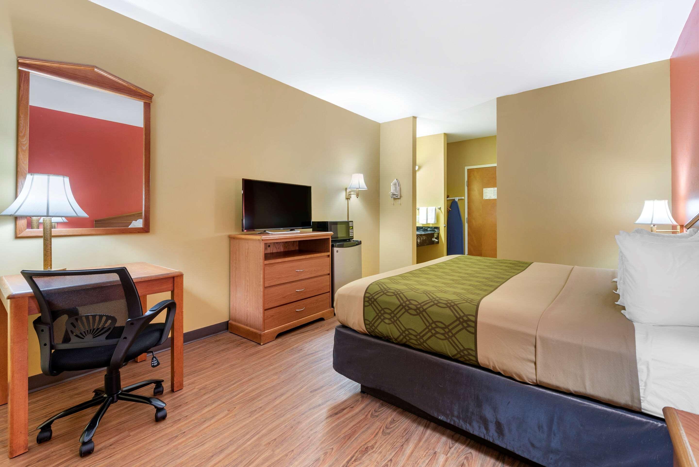 Econo Lodge Louisville Airport Zewnętrze zdjęcie