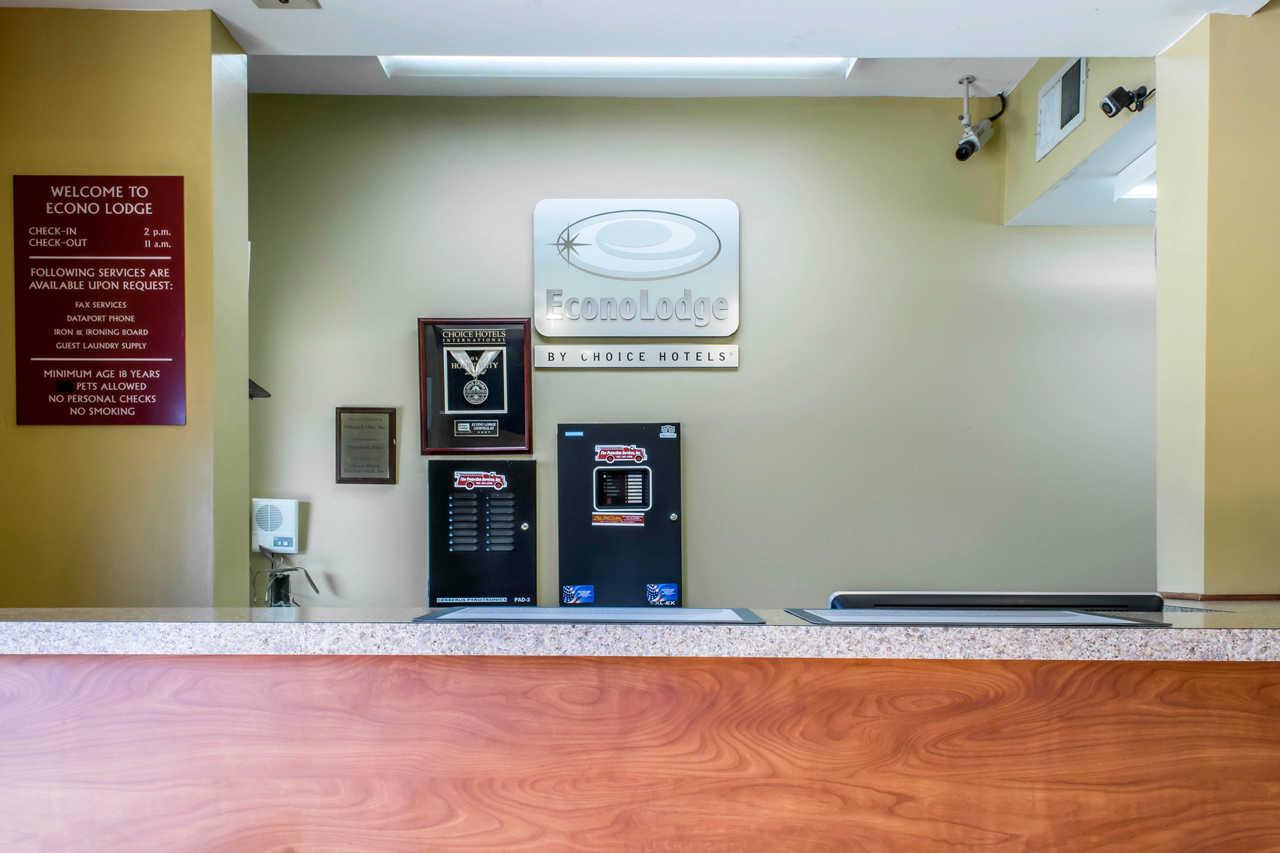 Econo Lodge Louisville Airport Zewnętrze zdjęcie